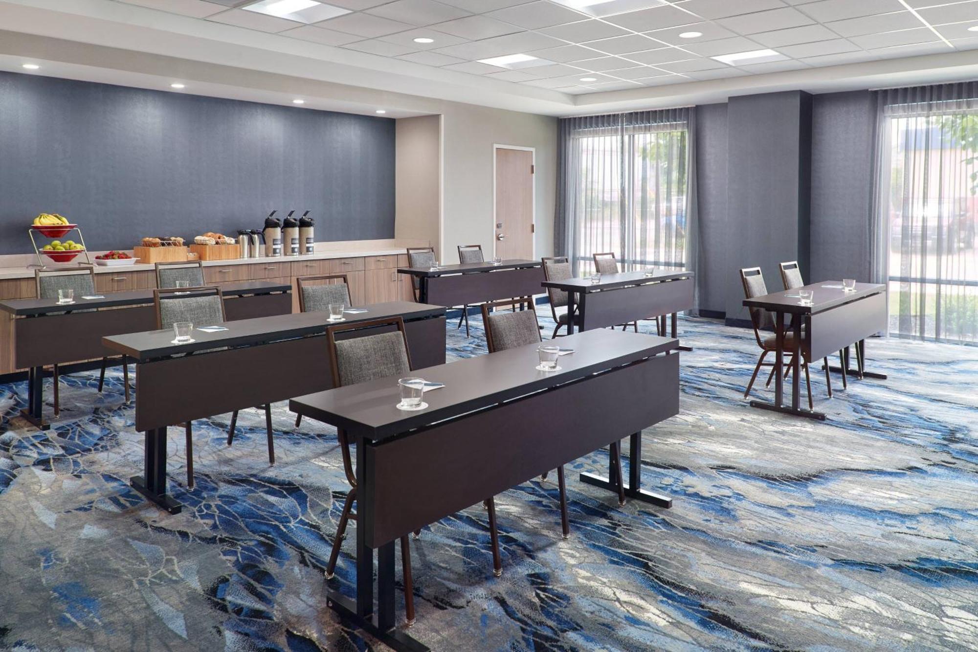 Fairfield Inn & Suites By Marriott Athens-University Area Zewnętrze zdjęcie